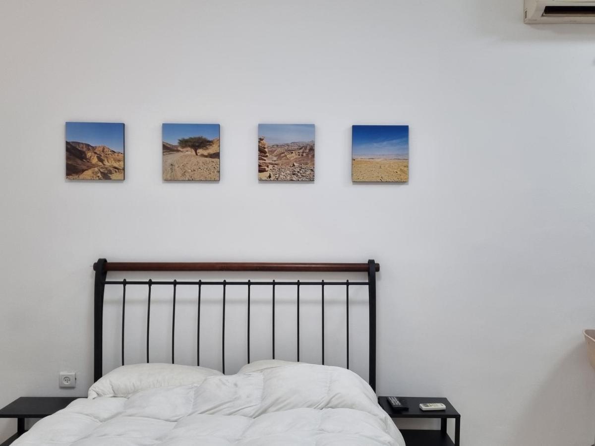 הבית באלרואי Apartamento Rishon LeZion Exterior foto